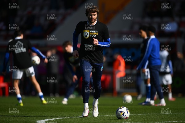 140326 - Exeter City v Cardiff City - Sky Bet League 1 - Calum Chambers of Cardiff City warms up ahead of kick off