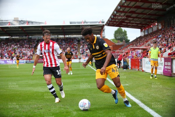 180818 - Exeter City v Newport County - EFL SkyBet League 2 - Antoine Semenyo of Newport County takes on Lee Holmes of Exeter City 