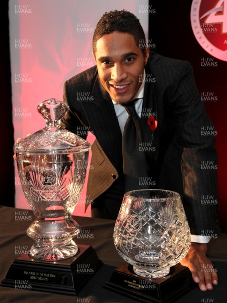 11.11.09... FAW Player of the Year Awards, Cardiff Swansea City's Ashley Williams with the Player of the Year and the Club Player of the Year Award 