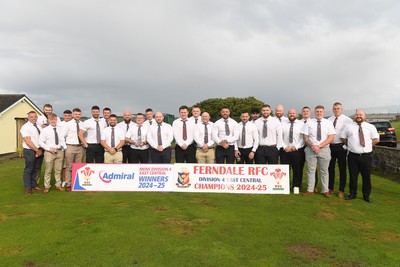 070625 - Ferndale RFC League Presentation - Admiral National League 4 East Central - Ferndale RFC celebrate lifting the trophy