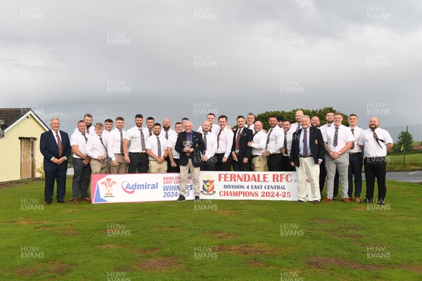 070625 - Ferndale RFC League Presentation - Admiral National League 4 East Central - Ferndale RFC celebrate lifting the trophy