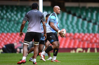 141114 - Fiji Rugby Training -Nemani Nadolo during training