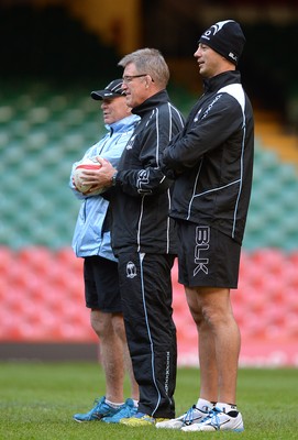 141114 - Fiji Rugby Training -Alan Muir, John McKee and Matt Cockbain during training