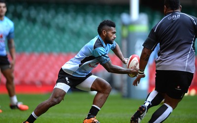 141114 - Fiji Rugby Training -Nikola Matawalu during training