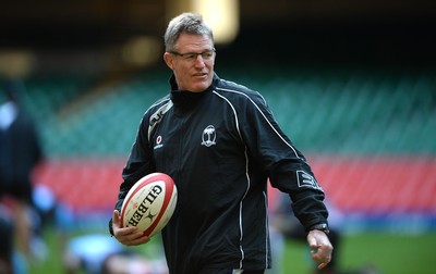 141114 - Fiji Rugby Training -John McKee during training