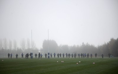 16.11.10.. Fiji Rugby Training session, Treforest -  The Fiji squad training in the morning fog at Treforest 