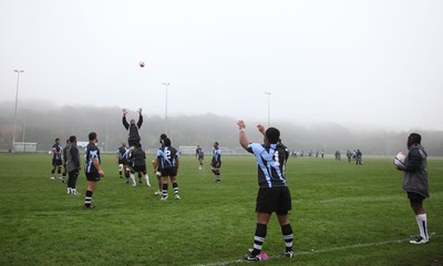 16.11.10.. Fiji Rugby Training session, Treforest -  The Fiji squad training in the morning fog at Treforest 