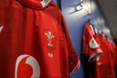 040726 - Fiji v Wales - Nations Championship - Wales Dressing Room before the game