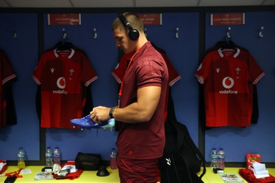 040726 - Fiji v Wales - Nations Championship - Joe Hawkins in the dressing room before the game