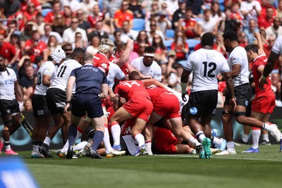 040726 - Fiji v Wales - Nations Championship - Jac Morgan of Wales gets over the line too score a try