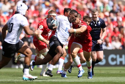 040726 - Fiji v Wales - Nations Championship - Jiuta Wainiqolo of Fiji makes a break
