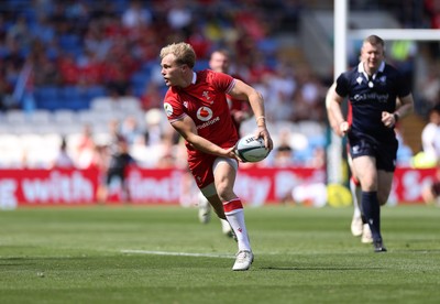 040726 - Fiji v Wales - Nations Championship - Blair Murray of Wales 