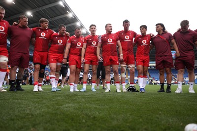 040726 - Fiji v Wales - Nations Championship - Dewi Lake of Wales speaks in the team huddle at full time