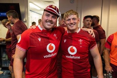 040726 - Fiji v Wales - Nations Championship - Ben Warren with Jac Morgan of Wales 