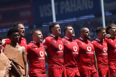 040726 - Fiji v Wales - Nations Championship - Wales sing the anthem