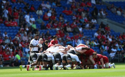040726 - Fiji v Wales, Nations Championship - Fiji and Wales contest a scrum