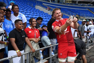 040726 - Fiji v Wales - Nations Championship - Aaron Wainwright of Wales with fans at full time