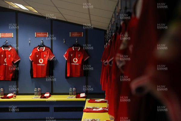 040726 - Fiji v Wales - Nations Championship - Wales Dressing Room before the game