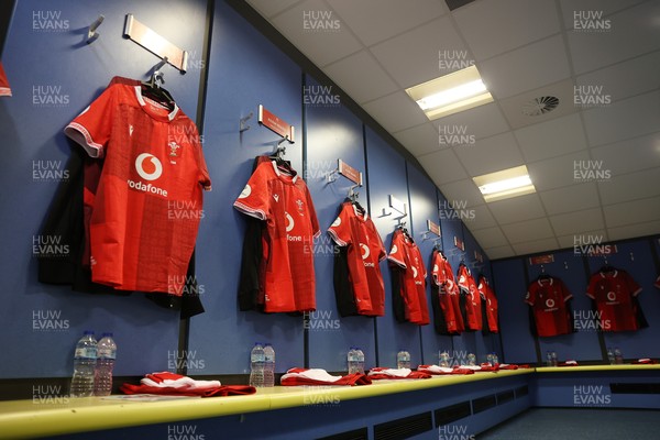 040726 - Fiji v Wales - Nations Championship - Wales Dressing Room before the game