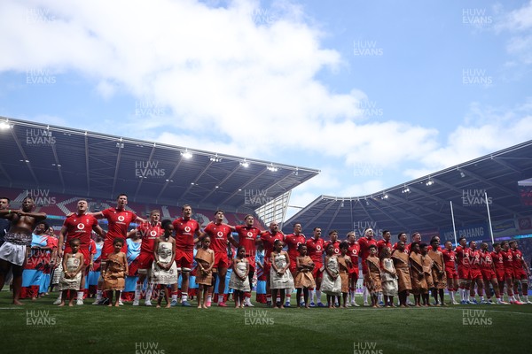 040726 - Fiji v Wales - Nations Championship - Wales sing the anthem
