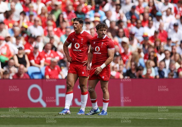 040726 - Fiji v Wales - Nations Championship - Louis Rees-Zammit and Dan Edwards of Wales 