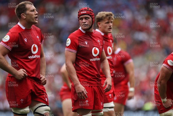 040726 - Fiji v Wales - Nations Championship - James Botham of Wales 