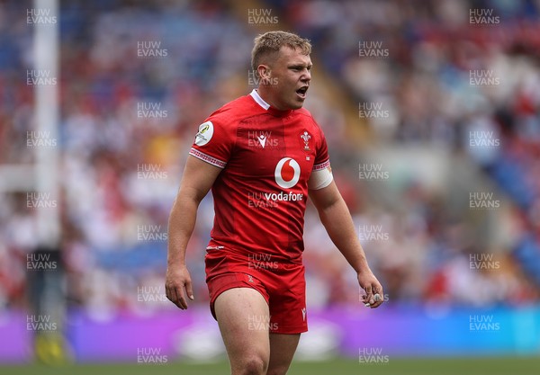 040726 - Fiji v Wales - Nations Championship - Sam Costelow of Wales 