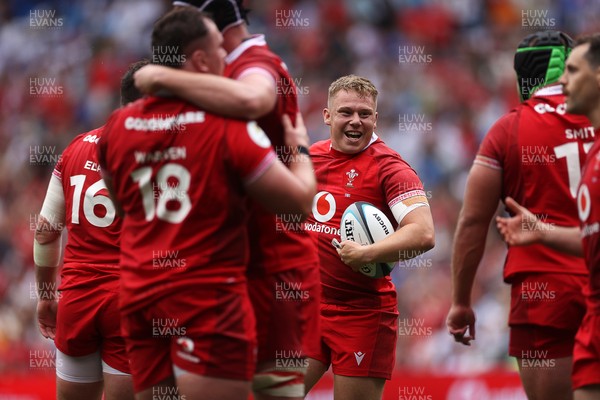 040726 - Fiji v Wales - Nations Championship - Sam Costelow of Wales 