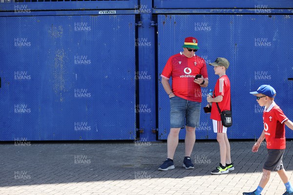 040726 - Fiji v Wales - Nations Championship - Fans