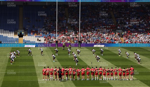 040726 - Fiji v Wales, Nations Championship - The Wales team face up to the Fijian Cibi ahead of kick off