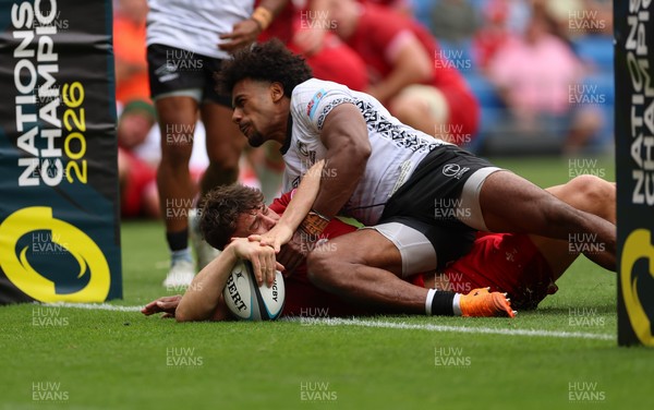 040726 - Fiji v Wales, Nations Championship - Eddie James of Wales dives in to score the final try