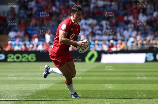 040726 - Fiji v Wales, Nations Championship - Louis Rees-Zammit of Wales