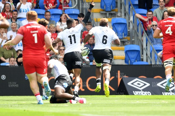 040726 - Fiji v Wales - Nations Championship - Fiji run in to score an early try