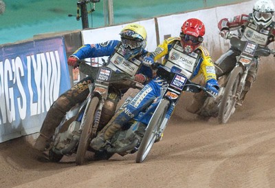 10.07.10 - FIM British Speedway Grand PrixScott Nicholls and Tomasz Gollob make contact during the heats 