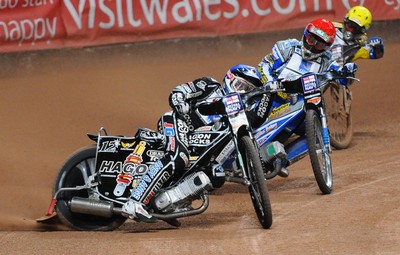 10.07.10 - FIM British Speedway Grand PrixChris Holder, Rune Holta and Tomasz Gollob during the heats 