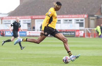 260425 - Fleetwood Town v Newport County - Sky Bet League 2 - Kyle Hudlin of Newport takes a shot on goal