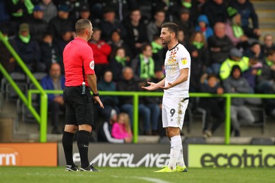 061018 - Forest Green Rovers v Newport County - EFL SkyBet League 2 - Padraig Amond of Newport County appeals to referee Tim Robson