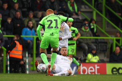 061018 - Forest Green Rovers v Newport County - EFL SkyBet League 2 - Scot Bennett of Newport County tackles Matt Worthington of Forest Green Rovers