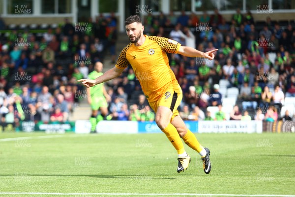 310819 - Forest Green Rovers v Newport County - EFL SkyBet League 2 - Padraig Amond of Newport County scores a goal 