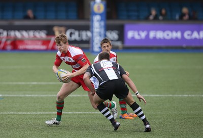 280816 - National Fosters 7s - Llandovery's begin their defence of their Foster's 7 National 7s title as they take on Bedwas in the first match of the tournament