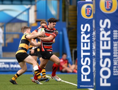 300815 - Fosters national 7s 2015 -David Richard-Evans of Aberavon runs in to score try