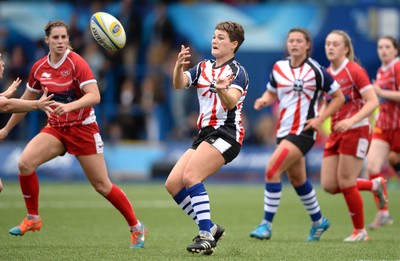 300815 - Fosters national 7s 2015 -Robyn Lock of Ospreys gets the ball away