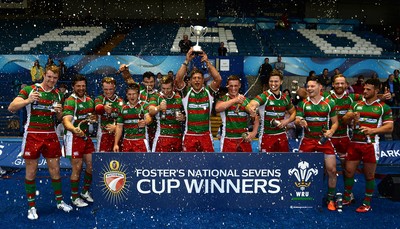 300815 - Fosters National 7s 2015 -Llandovery players celebrate winning the Fosters National 7s