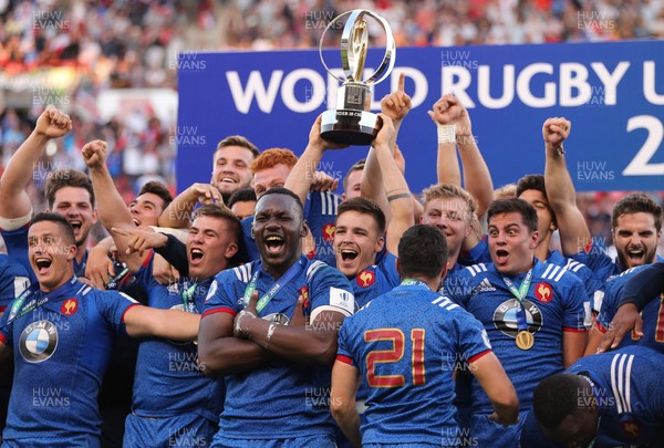 170618 - France U20 v England U20, World Rugby U20 Championship Final - France celebrate after winning the World Rugby U20 Championship Final