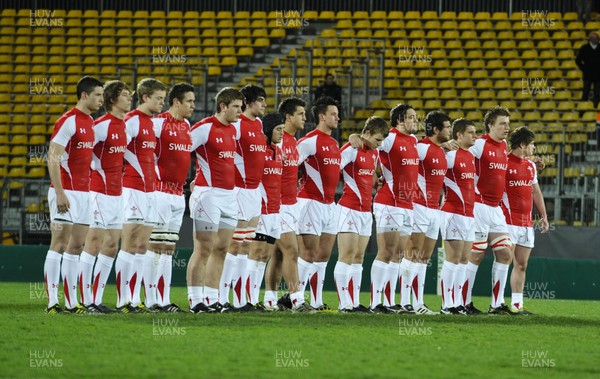 18.03.11 - France U20 v Wales U20 - Under 20 Six Nations - Wales players line up for the national anthems. 