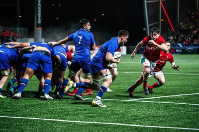 190323 - France U20 v Wales U20, U20 6 Nations Championship - Mathis Castro-Ferreira of France breaks away