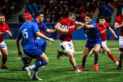 190323 - France U20 v Wales U20, U20 6 Nations Championship - Morgan Morse of Wales charges forward