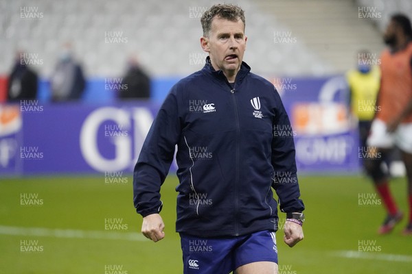 281120 - France v Italy - Autumn Nations Cup - Referee Nigel Owens before his 100th test match 