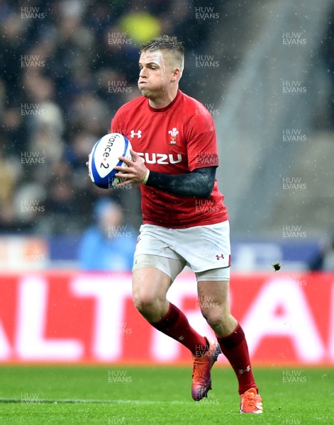 010219 - France v Wales - Guinness 6 Nations 2019 - Gareth Anscombe of Wales