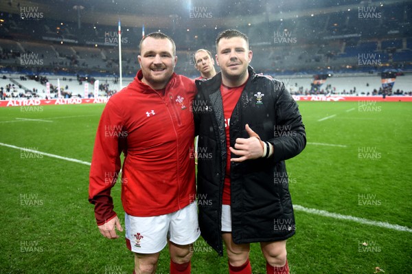 010219 - France v Wales - Guinness 6 Nations 2019 - Ken owens and Rob Evans of Wales at the end of the game